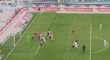 球王会体育官方网站-【中超】拉尔森助攻博阿滕破门 大连1比0力克重庆